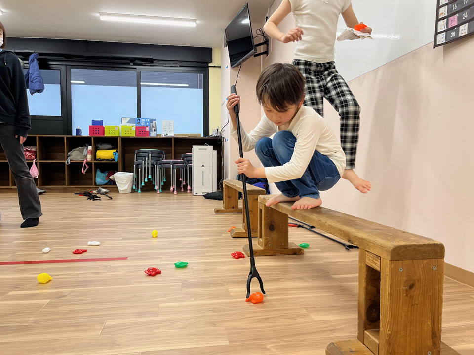 運動療育レッスン(放課後等デイサービス アットすまいる)