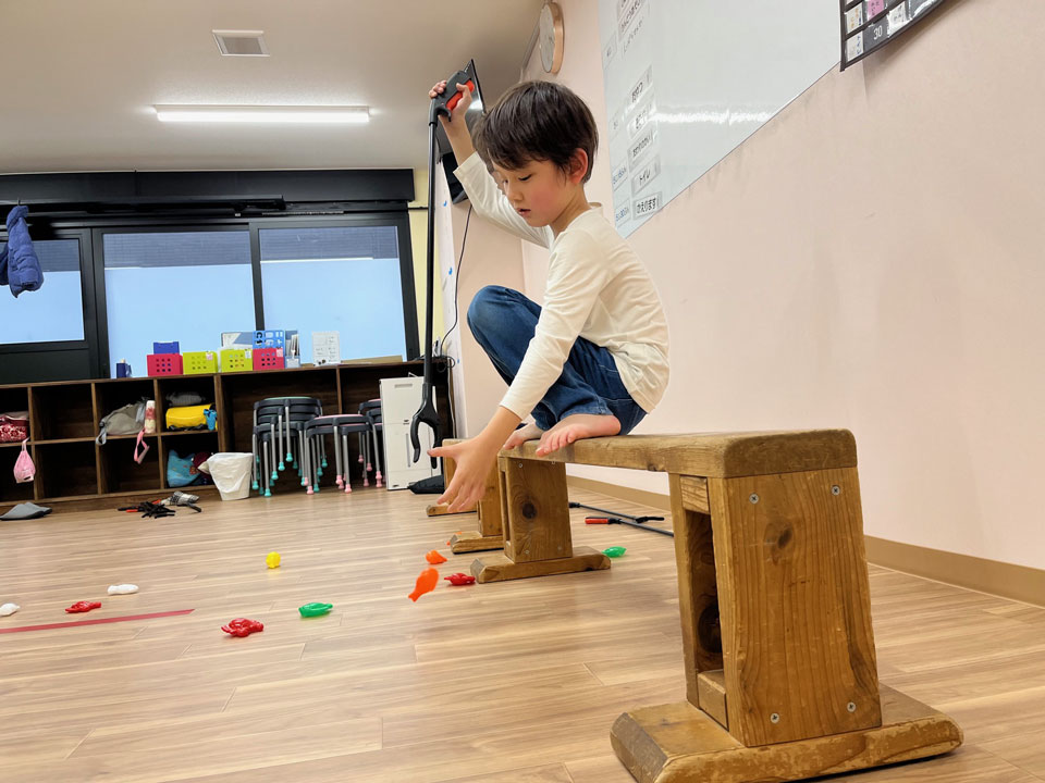 運動療育レッスン(放課後等デイサービス アットすまいる)