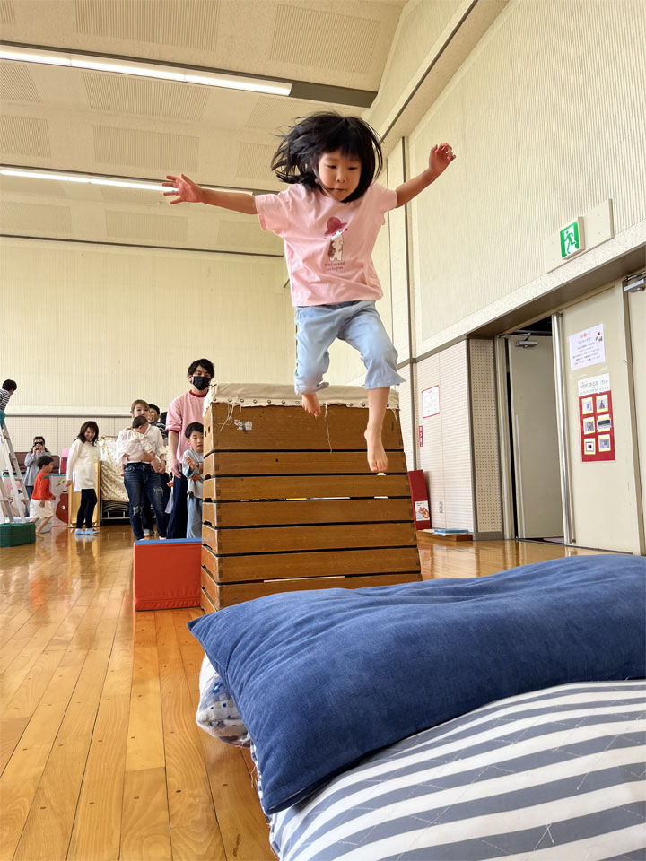 親子ふれあい運動あそび(大垣市児童館)