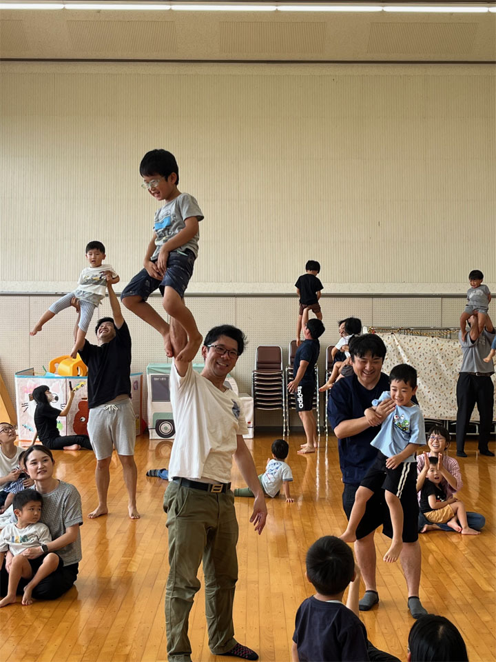 親子ふれあい運動あそび(大垣市児童館)