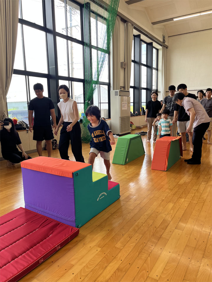 親子ふれあい運動あそび(大垣市児童館)
