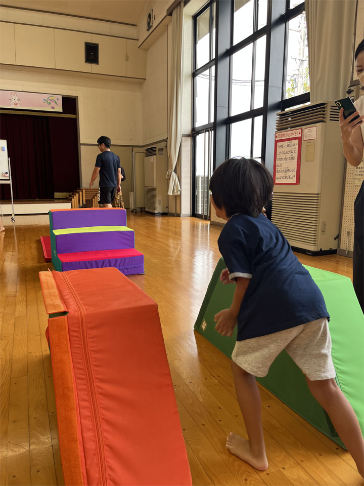 親子ふれあい運動あそび(大垣市児童館)
