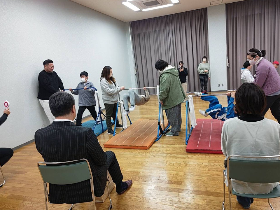 ^È烌bXiی㓙fCT[rX ~CLbYAJf~[j