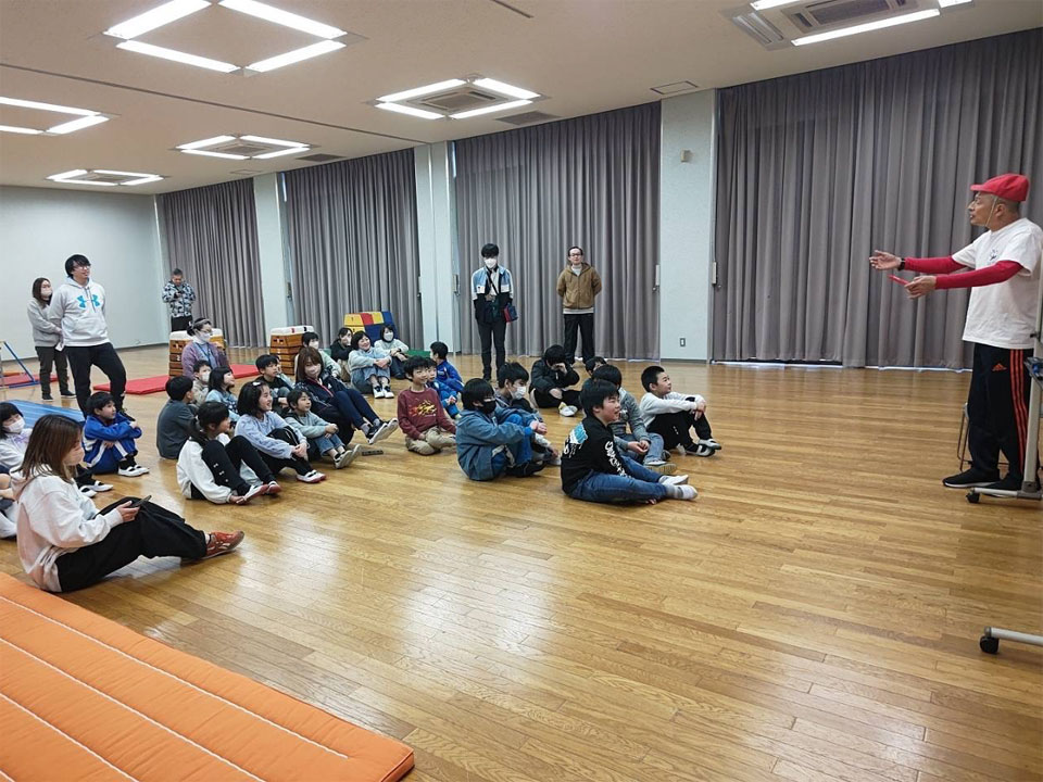 ^È烌bXiی㓙fCT[rX ~CLbYAJf~[j