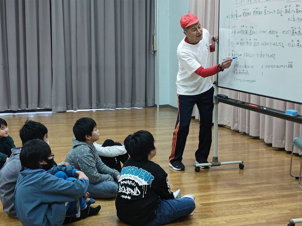 ^È烌bXiی㓙fCT[rX ~CLbYAJf~[j