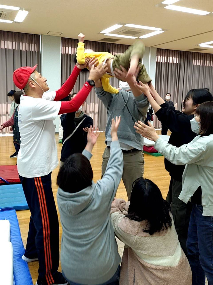 ^È烌bXiی㓙fCT[rX ~CLbYAJf~[j