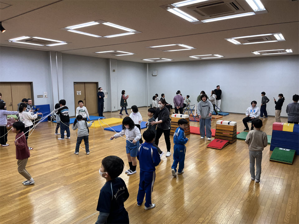 ^È烌bXiی㓙fCT[rX ~CLbYAJf~[j