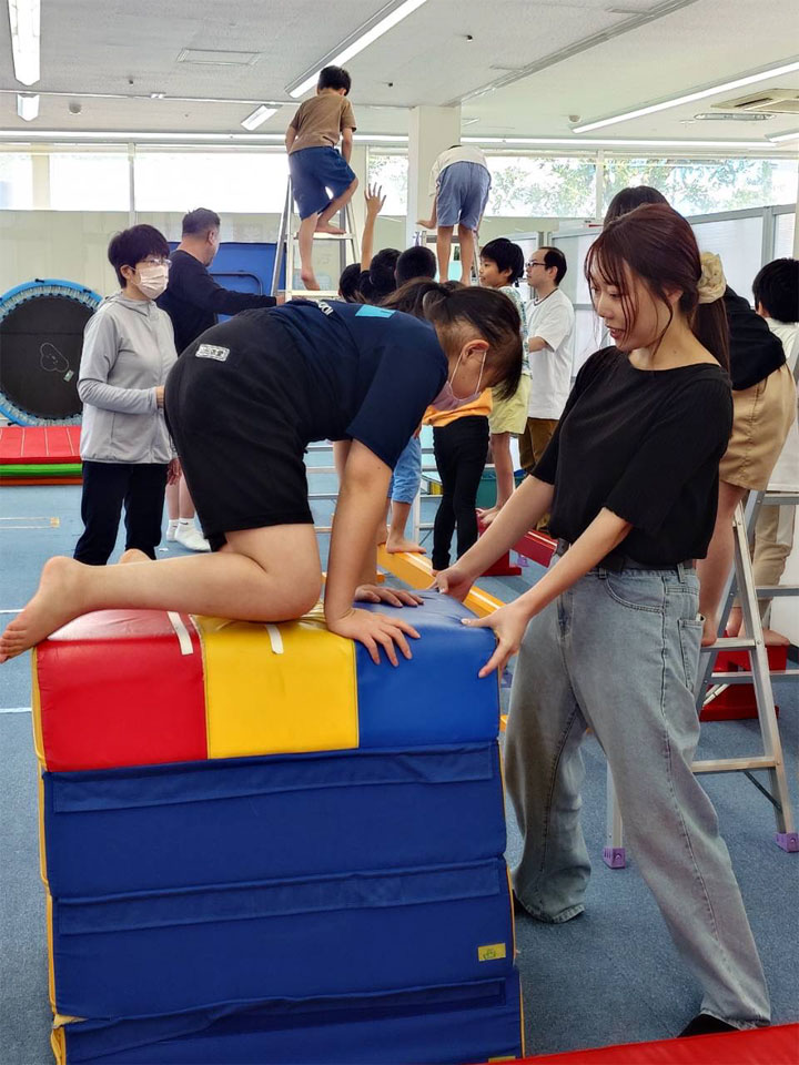 ^È烌bXiی㓙fCT[rX ~CLbYAJf~[j