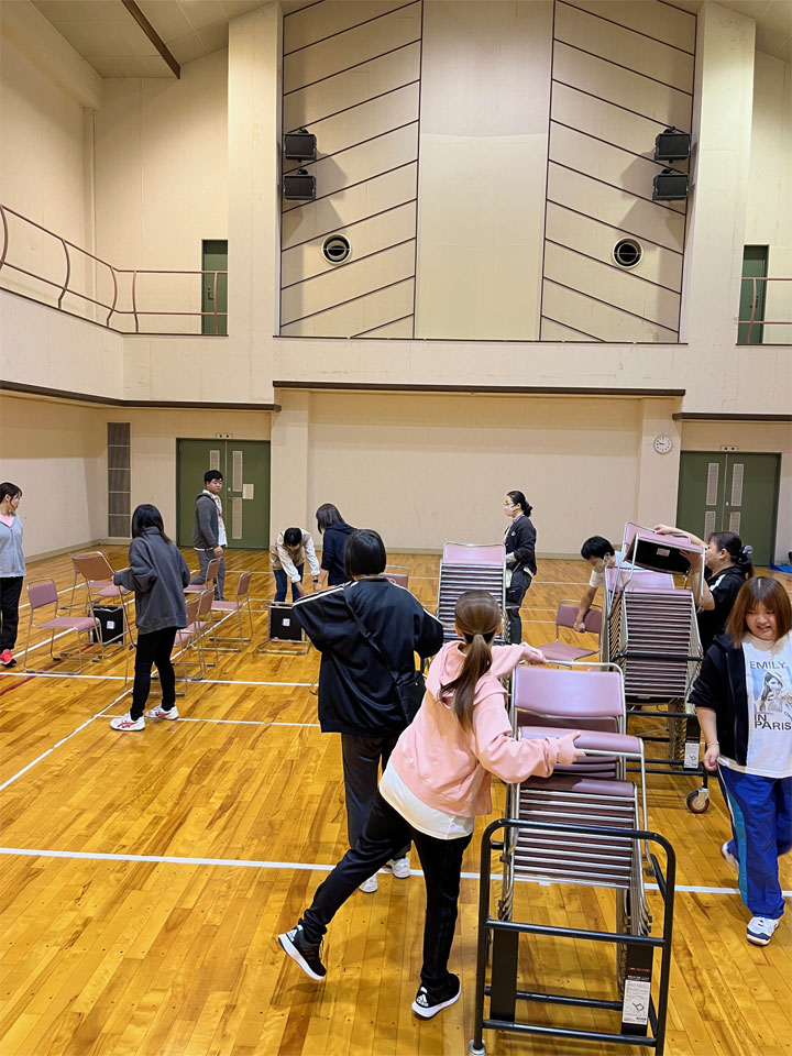 ^È烌bXiی㓙fCT[rX ~CLbYAJf~[j