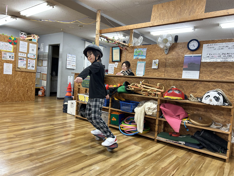 �u���C�u�{�[�h���b�X��