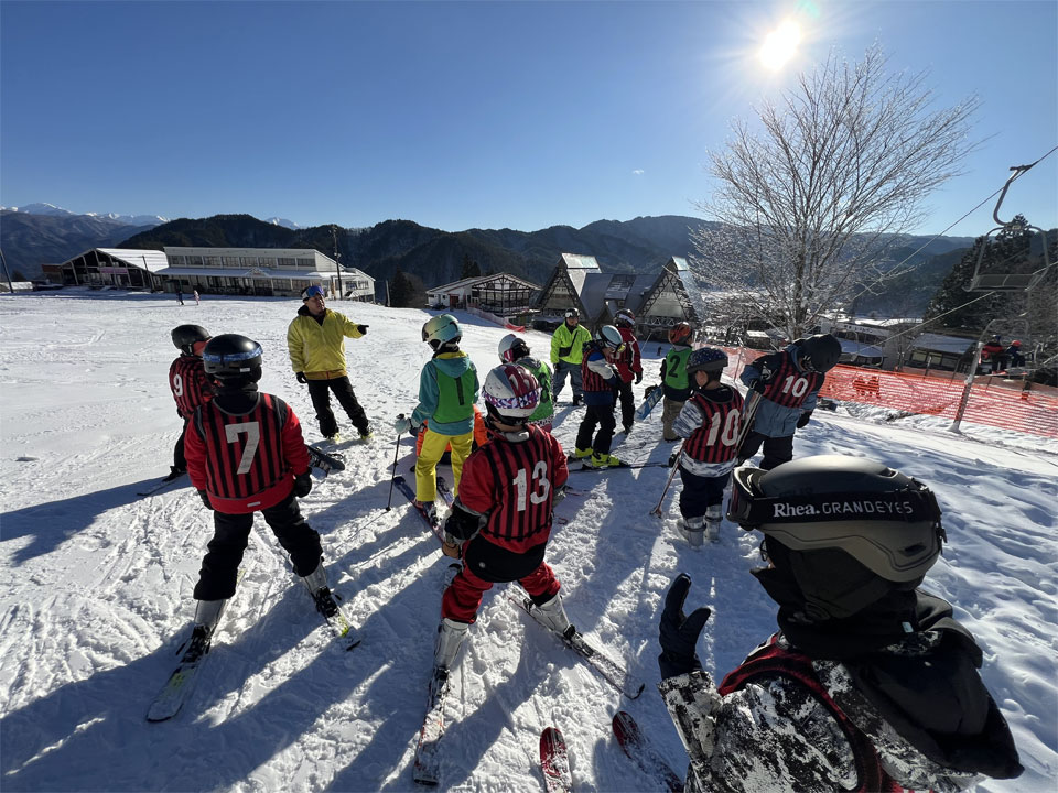 �X�L�b�v�E�C���^�[�X�N�[��2025